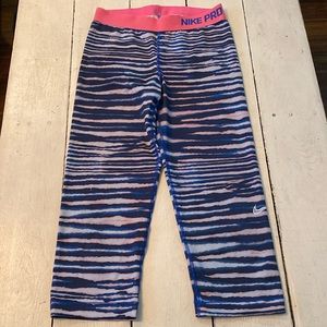 Nike Pro crop leggings